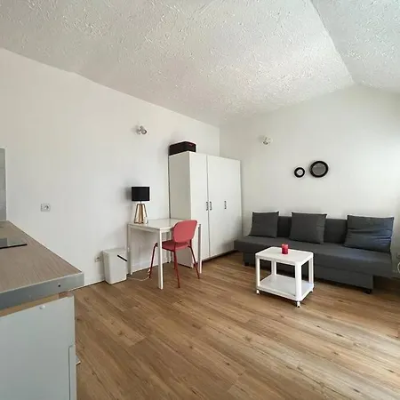 Le Cocon De Melun Apartment Exterior photo