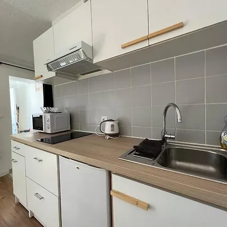 Le Cocon De Melun Apartment Exterior photo